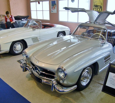 Ông Đặng Lê Nguyên Vũ mua mẫu Mercedes-Benz 300SL cổ giá hơn 1,5 triệu USD?