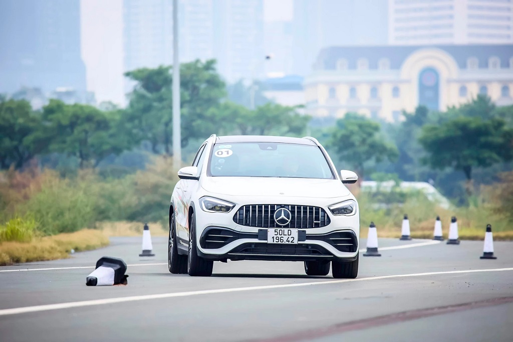 Mercedes-Benz sắp tổ chức lái thử loạt xe sang ở cả 3 miền