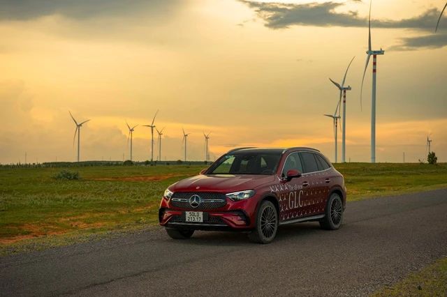 Mercedes-Benz GLC và AMG C 43 ưu đãi gói bảo hành chính hãng 5 năm