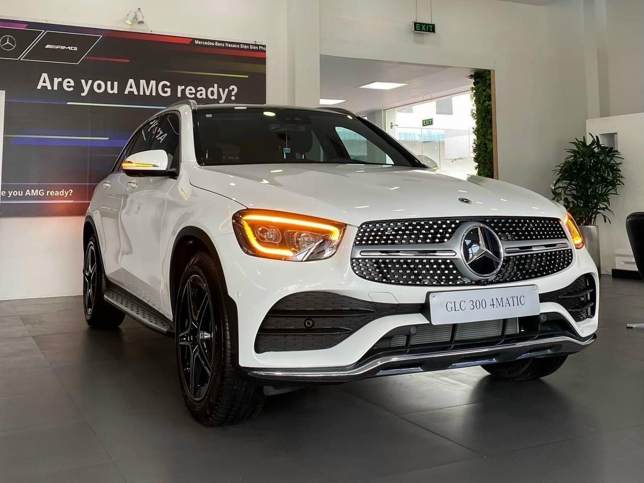 MERCEDES-BENZ GLC