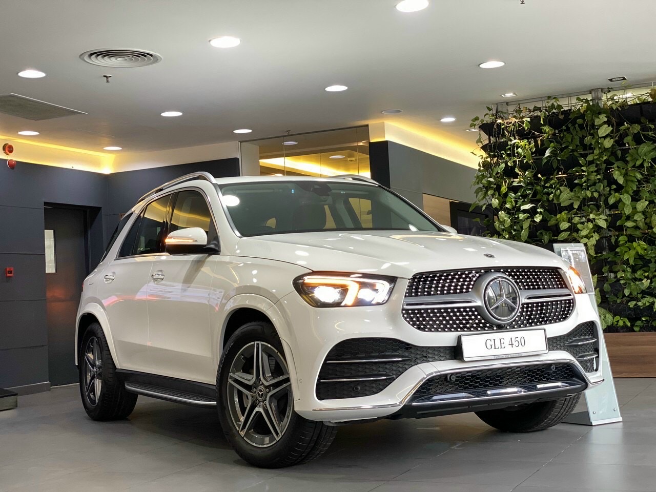 MERCEDES-BENZ GLE