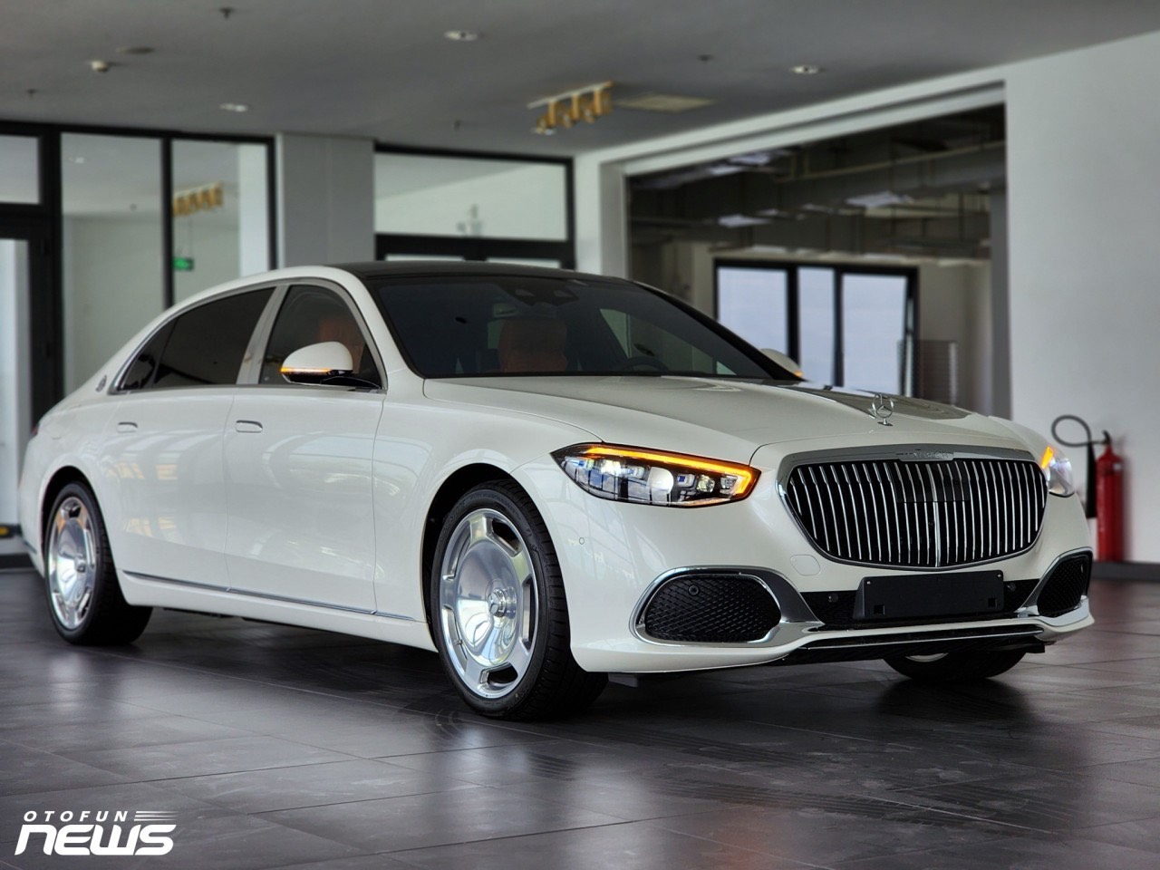 MERCEDES – MAYBACH