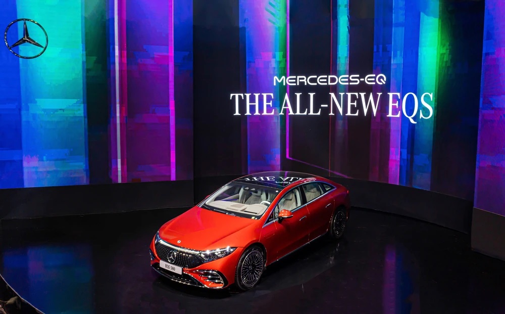 Khai mạc Vietnam Motor Show, Mercedes-Benz giới thiệu xe điện giá 6 tỷ đồng